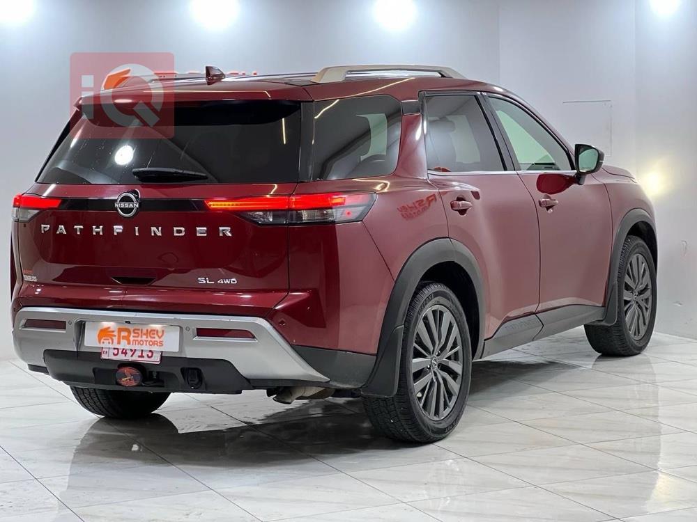 Nissan Pathfinder